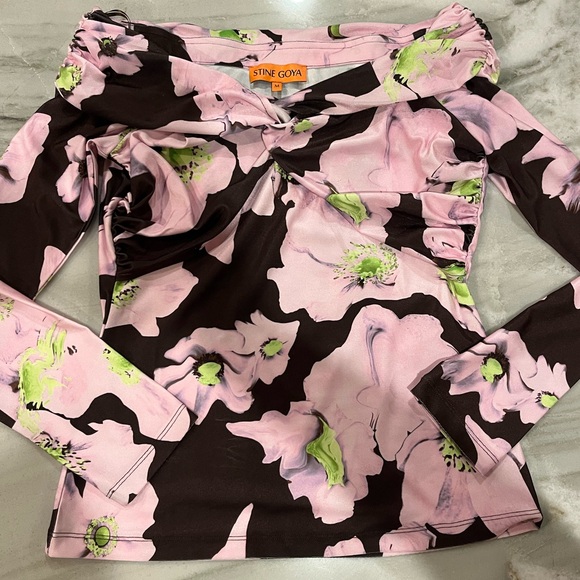 NWOT - Stine Goya Top - Picture 4 of 8